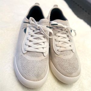 VESSI Weekend waterproof slip on sneakers size 8 white